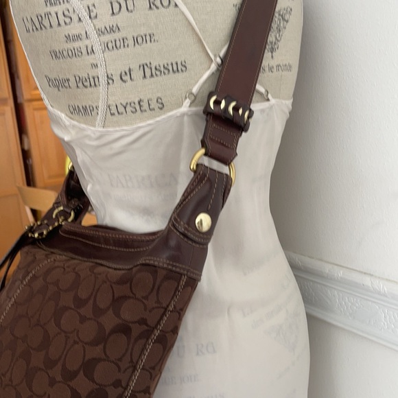 COACH canvas/leather shoulder/crossbody purse - Picture 5 of 11